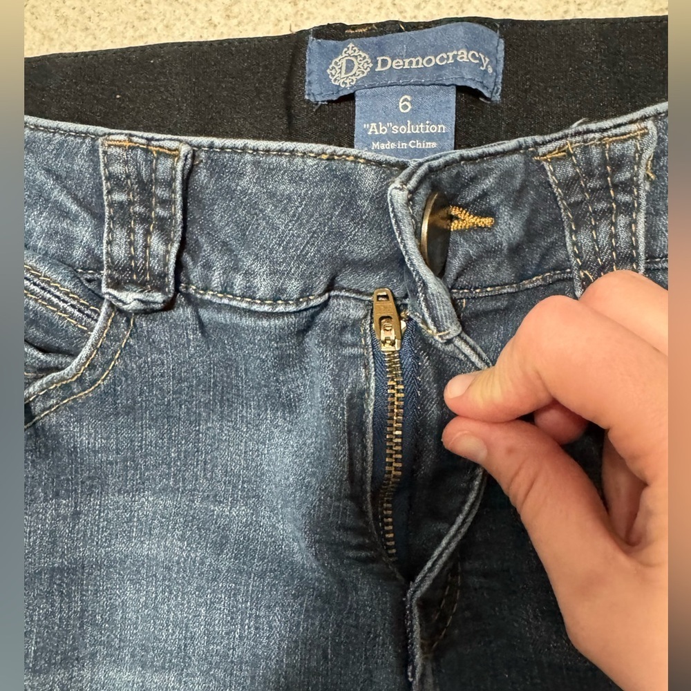 Democracy Ab Solution Mid-rise Bootcut Jeans Medium Wash Size 6 - Picture 5 of 6
